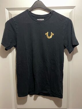 True Religion Solid gold buddha tee size small